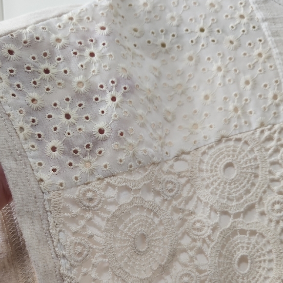 Cato Collection Limited Edition Cottagecore Mixed Media Blouse - Picture 8 of 9